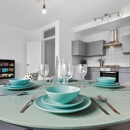 Modern 2Br Near Tower Bridge Daire Londra Dış mekan fotoğraf
